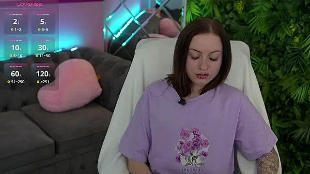 AlexaFleur online show from 06.15.26