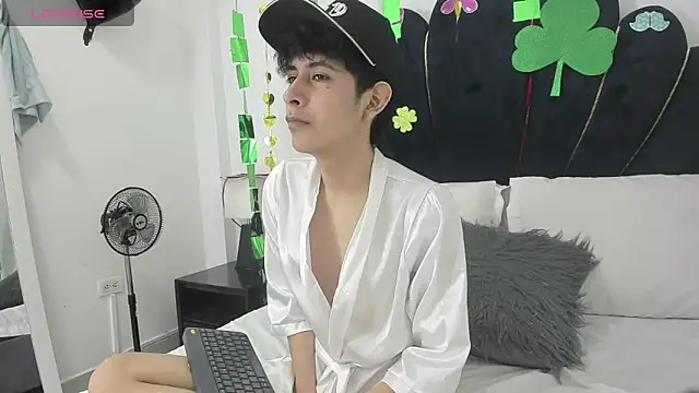 julian xx online show from 03.04.26