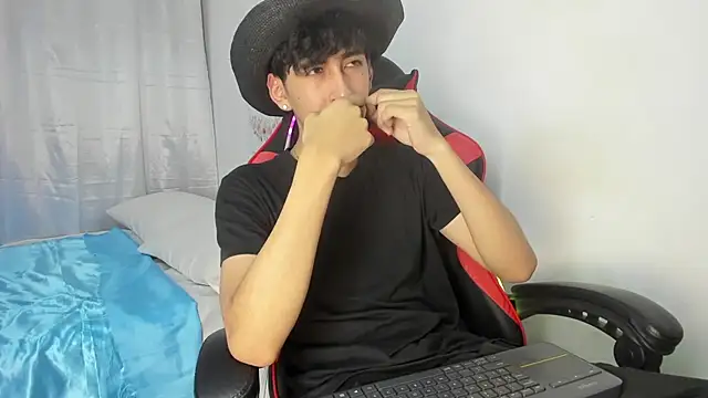 julian xx online show from 04.28.26