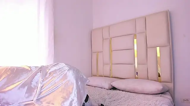 julian xx online show from 07.03.26