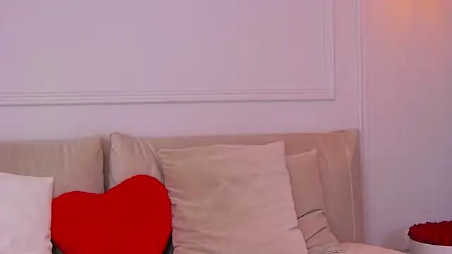 AriannaRuss online show from 06.24.26
