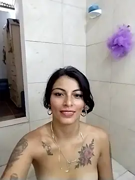 Snapshot of andrea_rose69 chatting on 01.10.26 andrea rose69 online show from 01.10.26