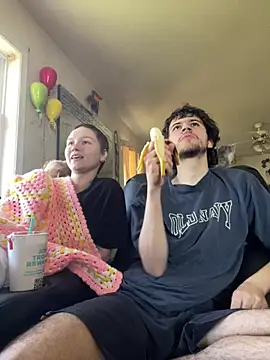 Snapshot of SugarNCinnamon chatting on 03.08.26 SugarNCinnamon online show from 03.08.26