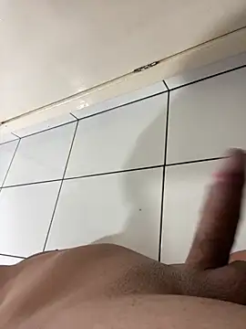 Snapshot of Wellington00_ chatting on 02.19.26 Wellington00 online show from 02.19.26