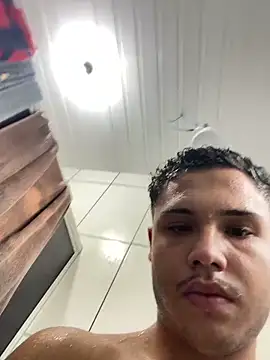 Snapshot of Wellington00_ chatting on 03.31.26 Wellington00 online show from 03.31.26