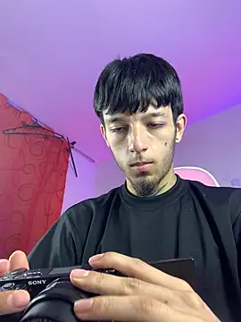 Snapshot of dark_rosse chatting on 02.23.26 dark rosse online show from 02.23.26