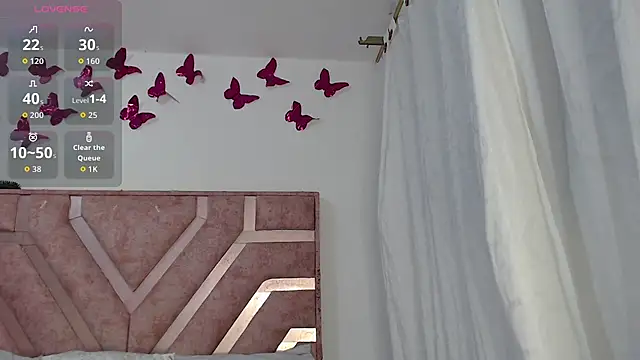 Roxy Fox- online show from 02.05.26