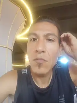 Snapshot of Rodrigohernan19 chatting on 04.05.26 Rodrigohernan19 online show from 04.05.26