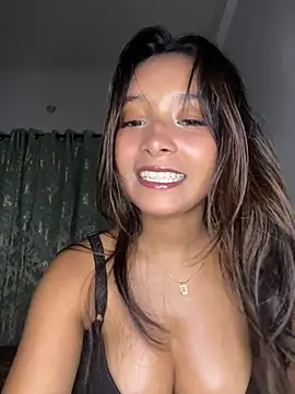 Snapshot of annaya_sexy chatting on 05.17.26 annaya sexy online show from 05.17.26