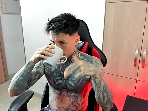 Chrissblack online show from 02.24.26