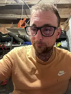WIDBIGWHITECOCK online show from 05.11.26