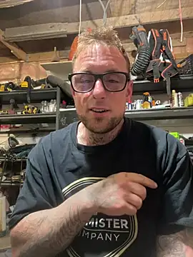 WIDBIGWHITECOCK online show from 05.16.26