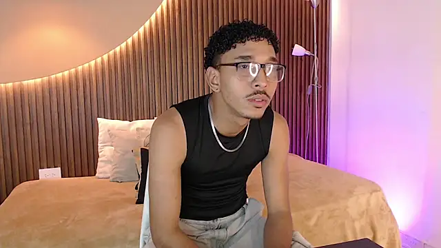 Julian Dark  online show from 02.04.26