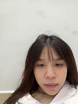 Snapshot of Lyli-122 chatting on 02.27.26 Lyli-122 online show from 02.27.26