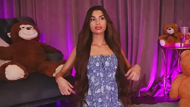 Snapshot of ZariaaVera chatting on 05.20.26 ZariaaVera online show from 05.20.26
