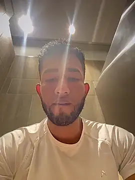 Snapshot of liam_bronw chatting on 06.21.26 liam bronw online show from 06.21.26