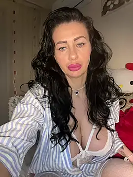 IRISWHITE17 online show from 03.02.26