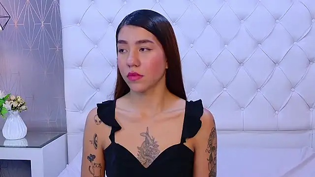 Snapshot of VioletFroost chatting on 02.03.26 VioletFroost online show from 02.03.26