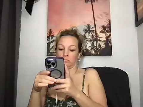 SattivvaXXX online show from 04.30.26