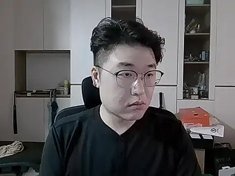 Snapshot of W0Ijn chatting on 05.08.26 W0Ijn online show from 05.08.26