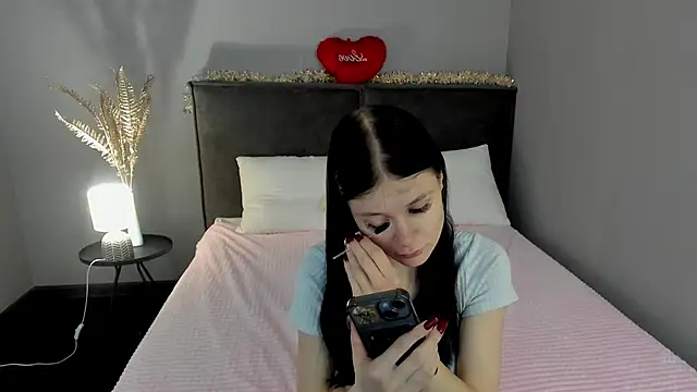 SkinyJoys online show from 02.20.26