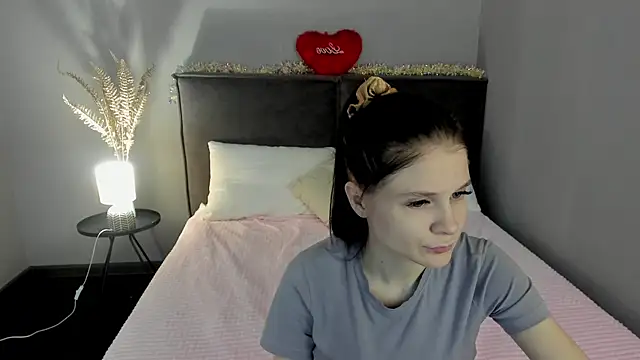 SkinyJoys online show from 02.24.26