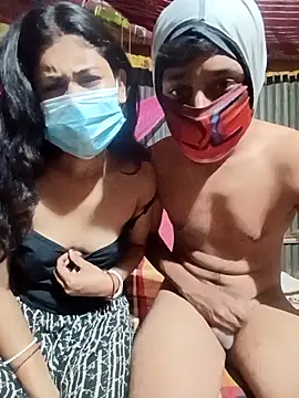 Snapshot of queenneha69 chatting on 03.11.26 queenneha69 online show from 03.11.26