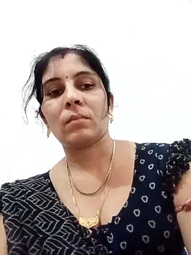 Hot ree85 online show from 04.29.26