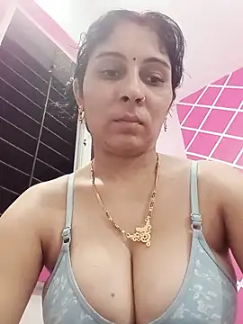 Hot ree85 online show from 06.03.26