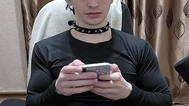 Snapshot of ShyDarko chatting on 02.12.26 ShyDarko online show from 02.12.26