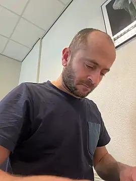 Snapshot of Majestik1 chatting on 03.09.26 Majestik1 online show from 03.09.26