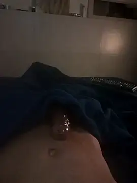 Snapshot of choocoolate chatting on 03.25.26 choocoolate online show from 03.25.26