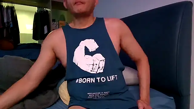 Snapshot of gohm_physique chatting on 03.26.26 gohm physique online show from 03.26.26