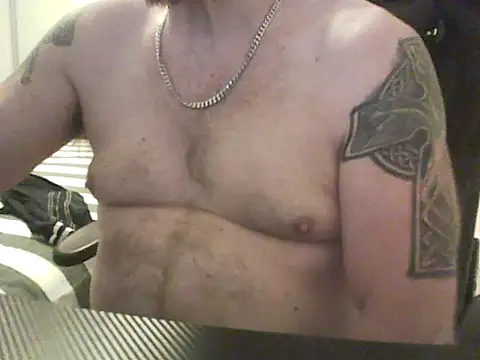 loudandproud online show from 02.18.26