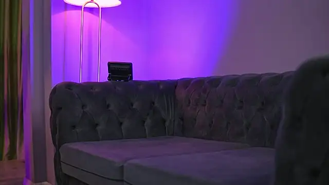 Ava Solis online show from 08.05.26