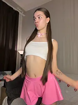 SkylineBliss online show from 03.03.26