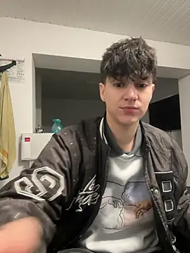 Snapshot of ravenryx chatting on 02.04.26 ravenryx online show from 02.04.26