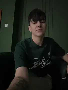 Snapshot of ravenryx chatting on 02.18.26 ravenryx online show from 02.18.26