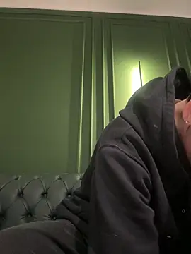 Snapshot of ravenryx chatting on 02.24.26 ravenryx online show from 02.24.26