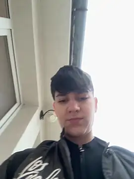 Snapshot of ravenryx chatting on 02.25.26 ravenryx online show from 02.25.26