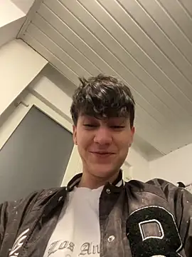 Snapshot of ravenryx chatting on 03.04.26 ravenryx online show from 03.04.26