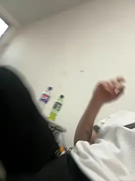 Snapshot of ravenryx chatting on 03.10.26 ravenryx online show from 03.10.26