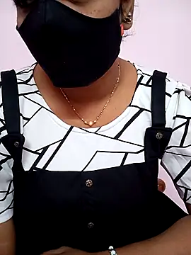 Snapshot of Ammu14399 chatting on 04.03.26 Ammu14399 online show from 04.03.26