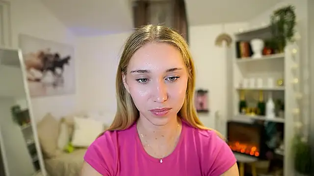 MilaBunny2000 online show from 03.19.26