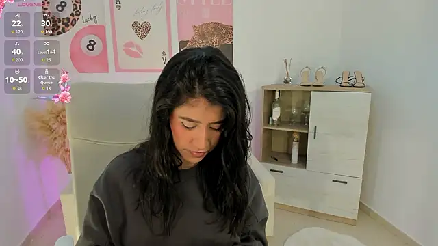 Sussan Monroe online show from 03.10.26