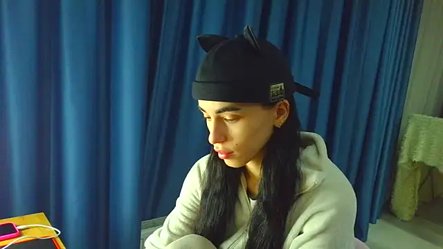 Snapshot of Vlada_Elfie chatting on 02.08.26 Vlada Elfie online show from 02.08.26