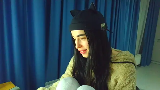 Snapshot of Vlada_Elfie chatting on 02.24.26 Vlada Elfie online show from 02.24.26