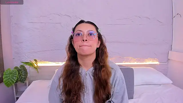 lanna 18  online show from 02.26.26