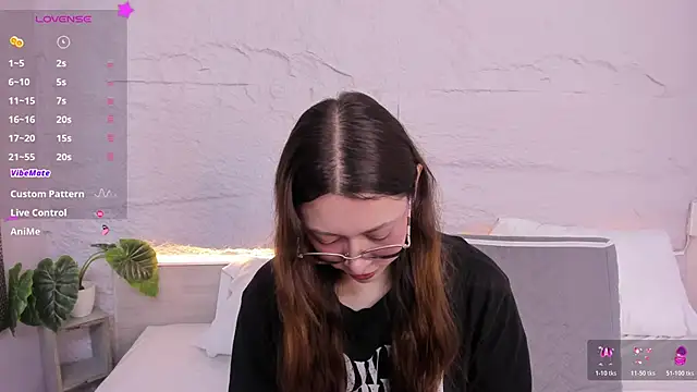 lanna 18  online show from 03.05.26