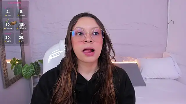 lanna 18  online show from 05.15.26